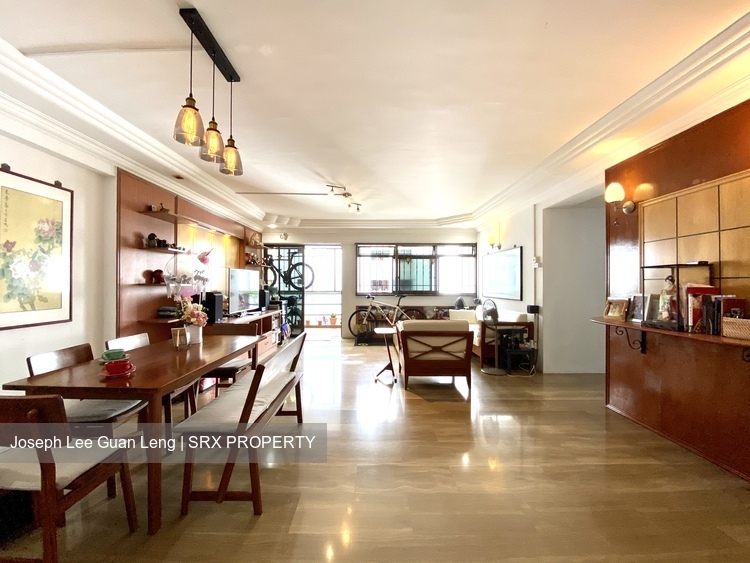 Toh Guan Road thumbnail photo